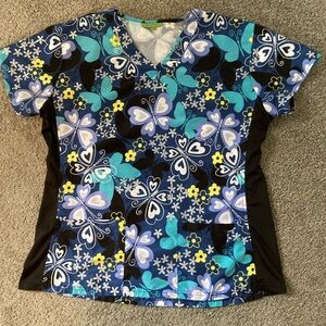 Green town butterflies scrub top XL